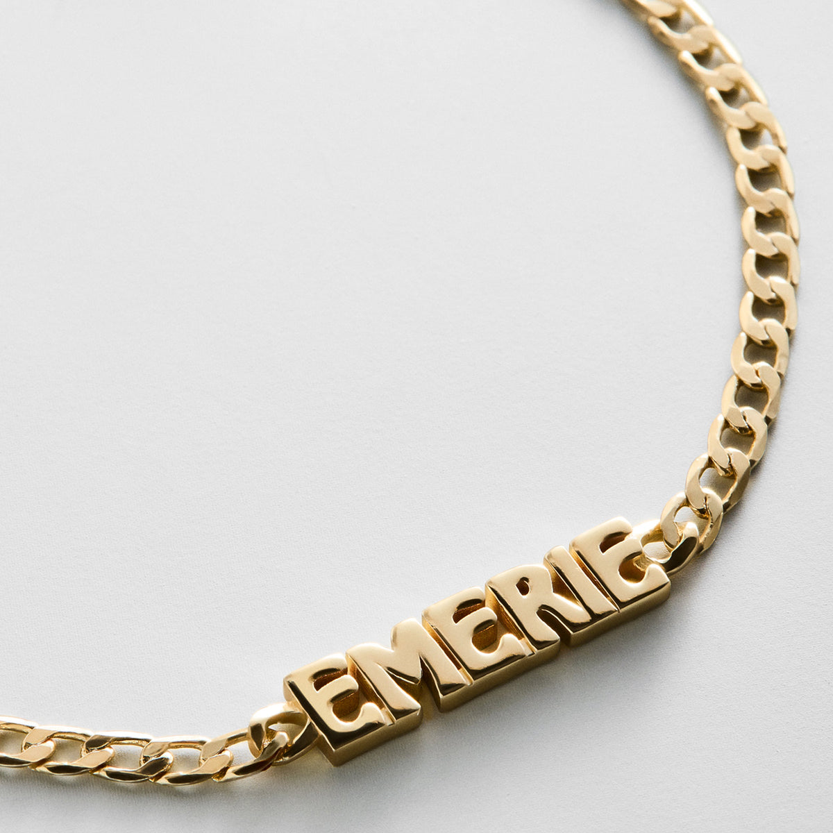 Lavisa - Custom Name Curb Chain Bracelet - Product Gallery View 11