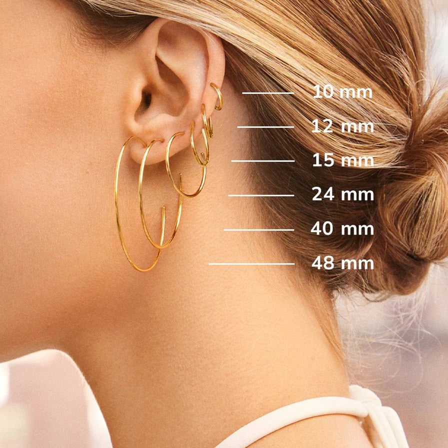 Lavisa - 18K Gold Lightweight Huggie Hoop Earrings - On-Model & Scale View