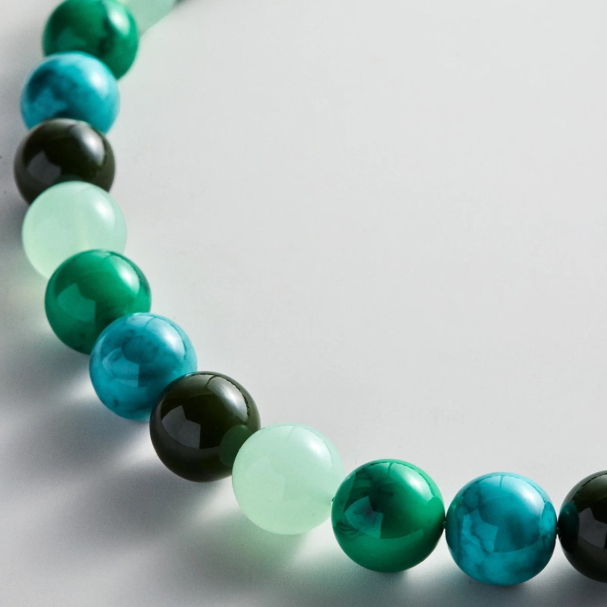 Lavisa - Multi Bead Layering Necklace - Clasp & Finish View