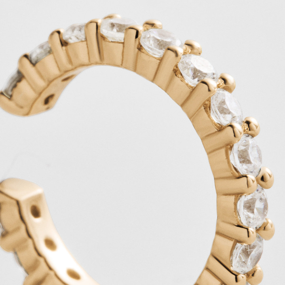 Lavisa - Gold Pavé Ear Cuff Without Piercing - On-Model & Scale View