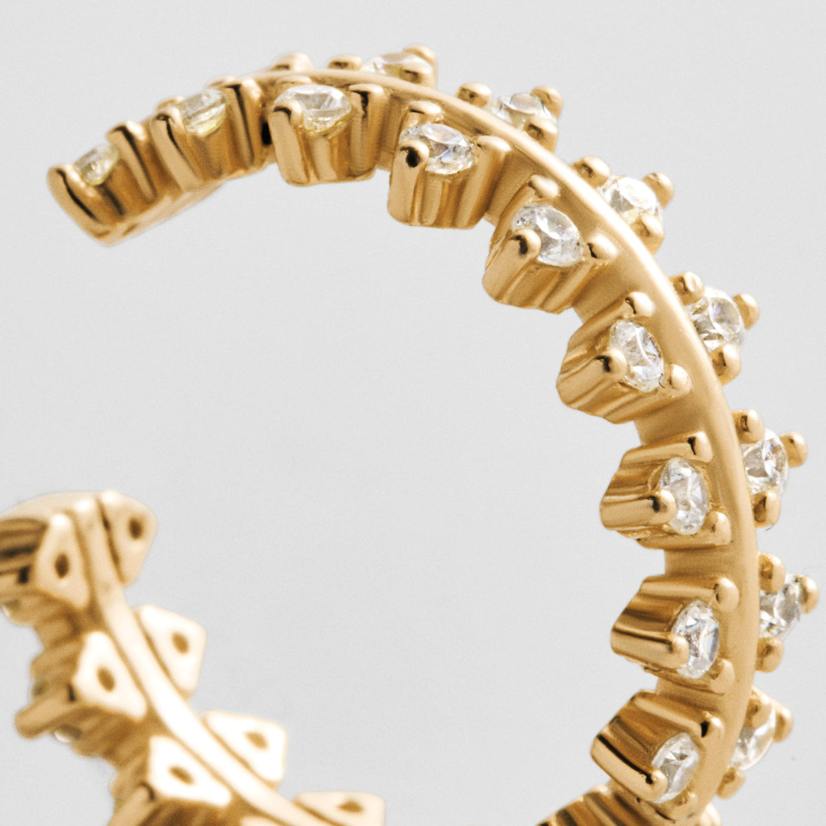 Lavisa - Victoria 18K Gold Ear Cuff - Gold/Pavé - On-Model & Scale View