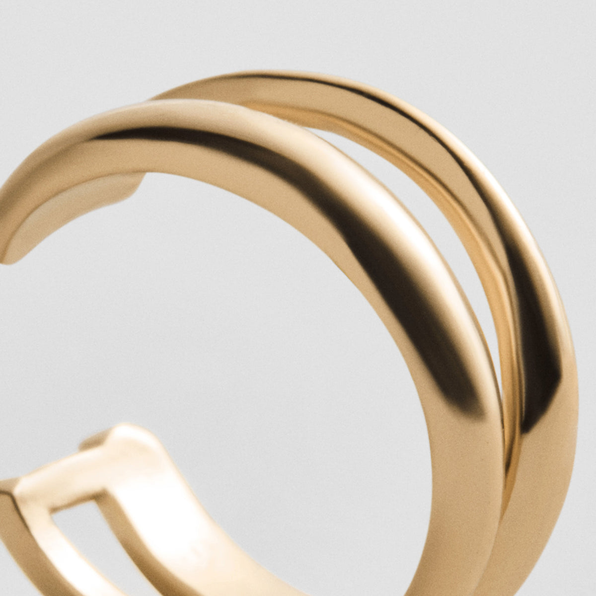 Lavisa - Double Layer Ear Cuff - Gold - On-Model & Scale View