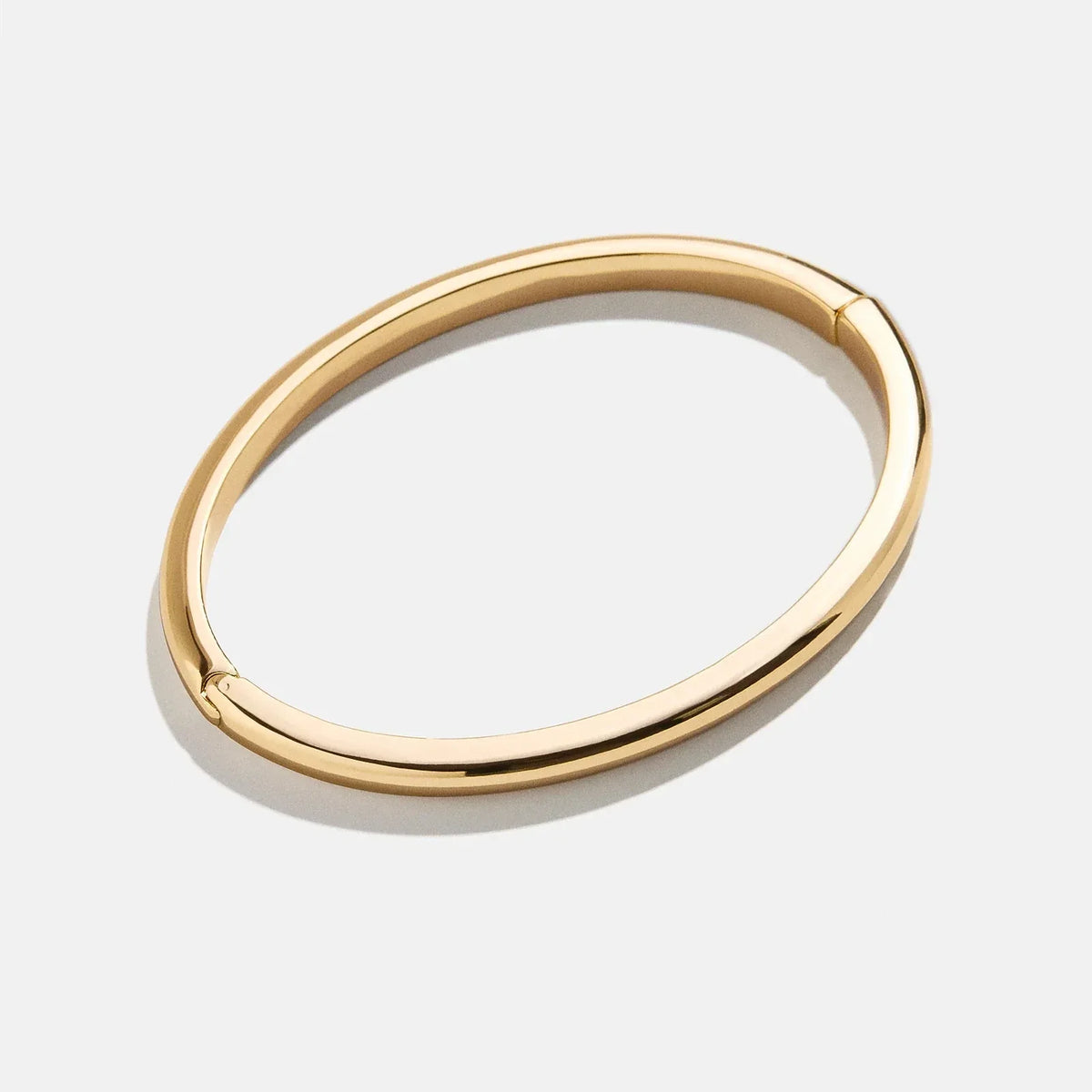 Lavisa - Classic Hinge Bangle Bracelet for Women - Clasp & Finish View