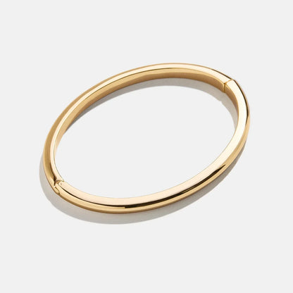 Lavisa - Classic Hinge Bangle Bracelet for Women - Clasp & Finish View