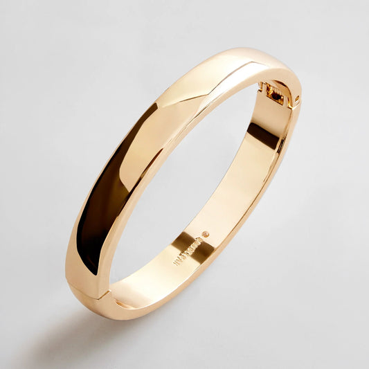 Lavisa Classic Thick Hinge Bangle in polished gold with magnetic closure