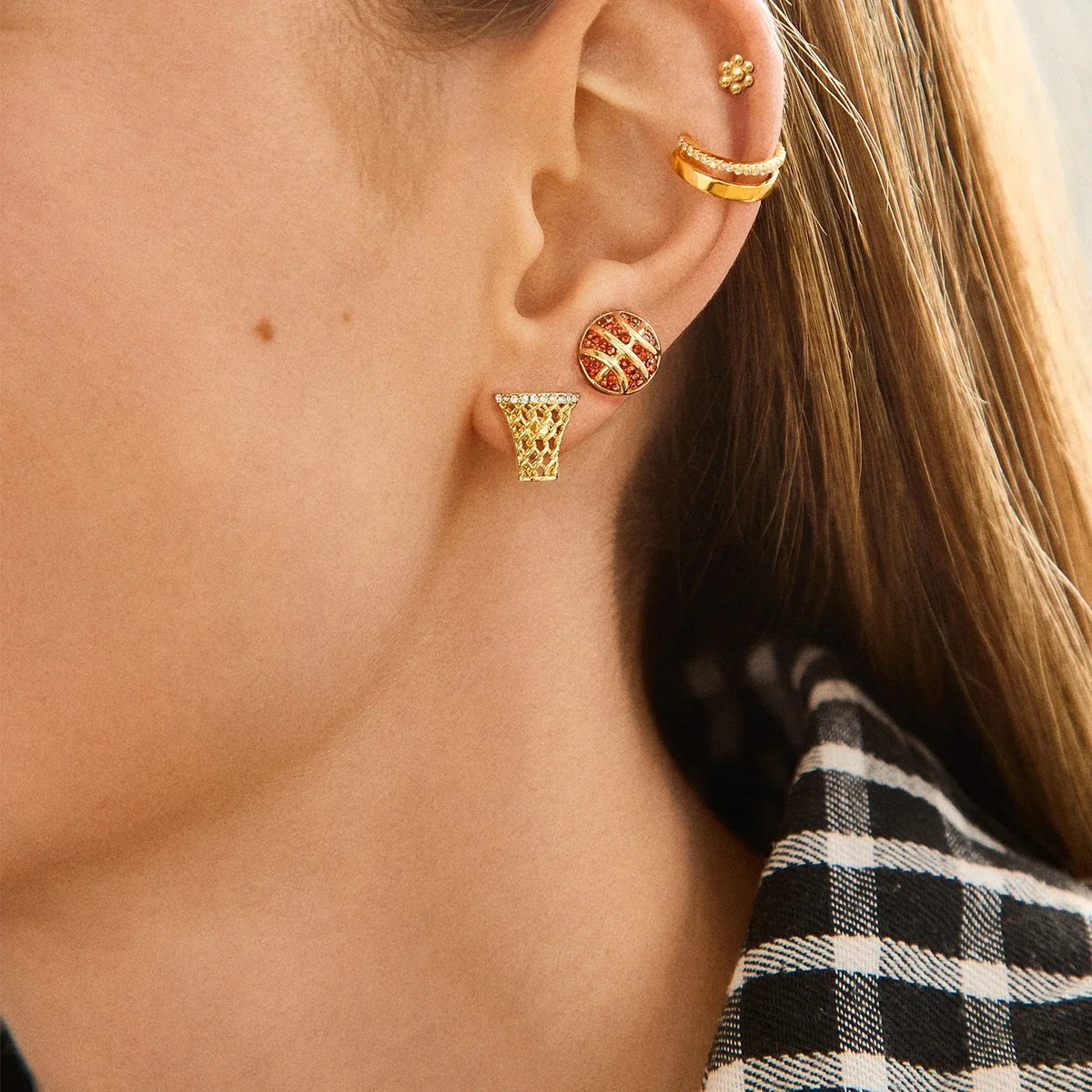Lavisa - Basketball Hoop Stud Earrings Set - Detail & Styling View