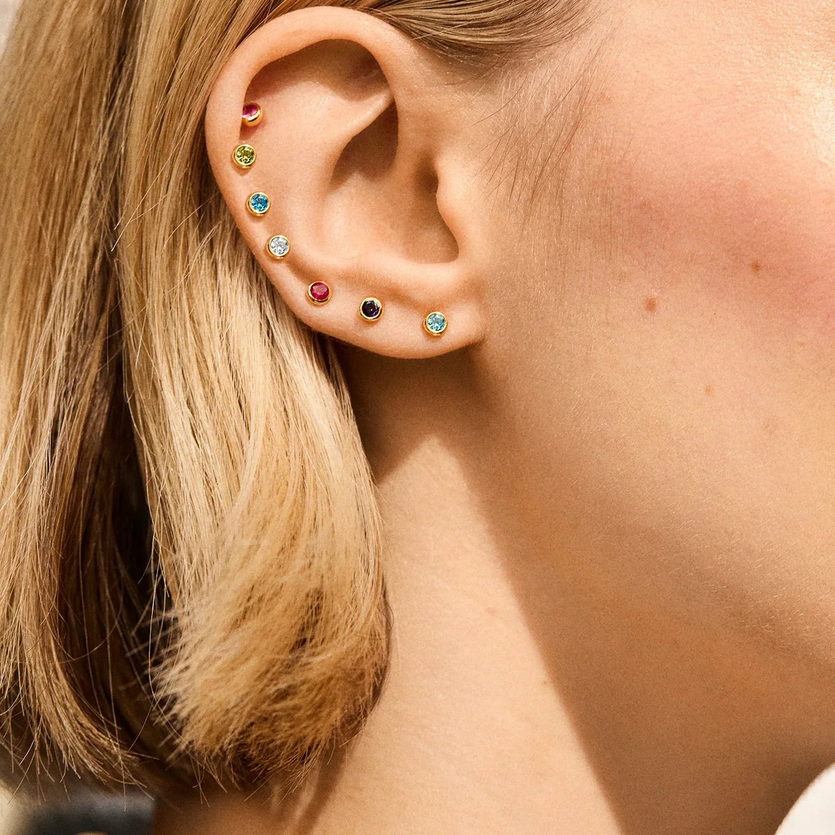 Lavisa - 18K Gold Birthstone Crystal Stud Earrings - Detail & Styling View