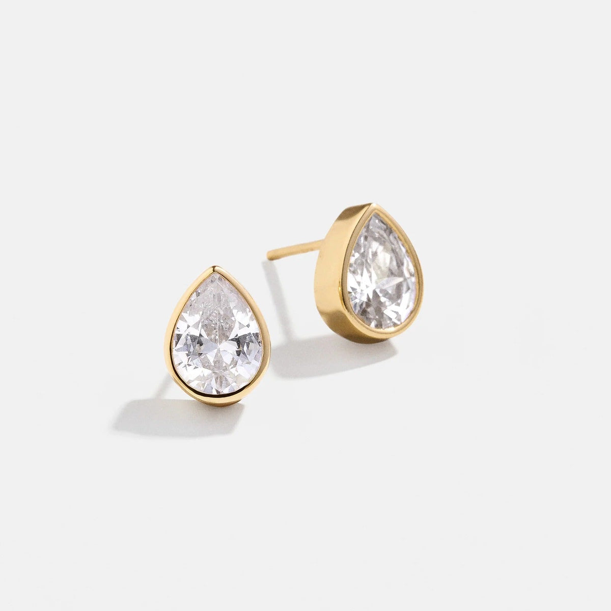 Lavisa 18K gold pear bezel set cubic zirconia stud earrings