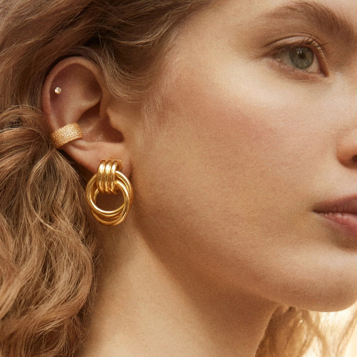 Lavisa - 18K Gold Ear Cuff Pavé Stone Earring - Detail & Styling View