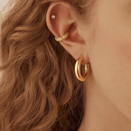 Lavisa - 18K Gold Heart Ear Cuff - Non-Piercing Crystal Earring - Detail & Styling View