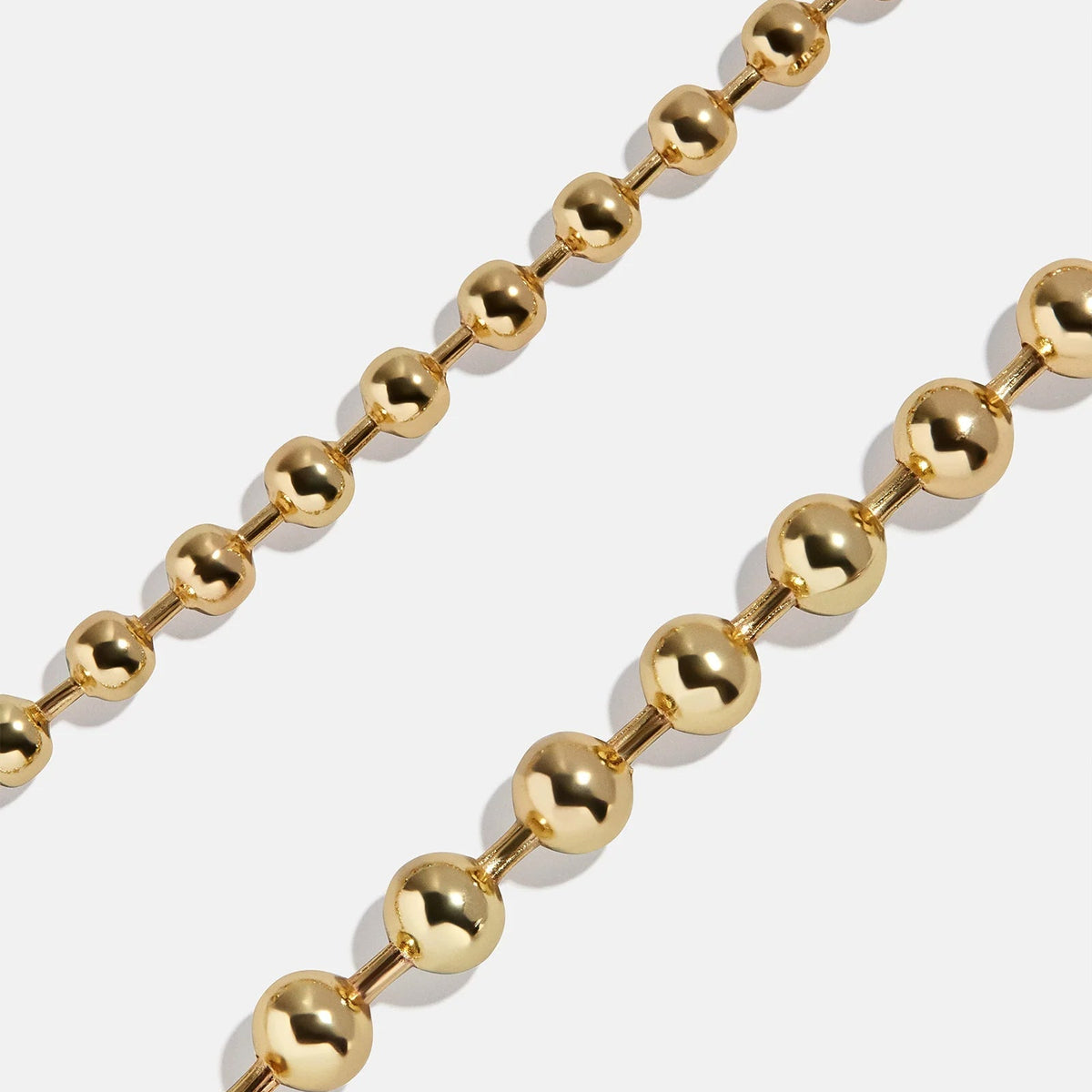 Lavisa - Pisa Layered Necklace - Gold - On-Model & Scale View