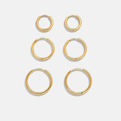 Lavisa - Verbena Waterproof Gold Huggie Earring Set - On-Model & Scale View