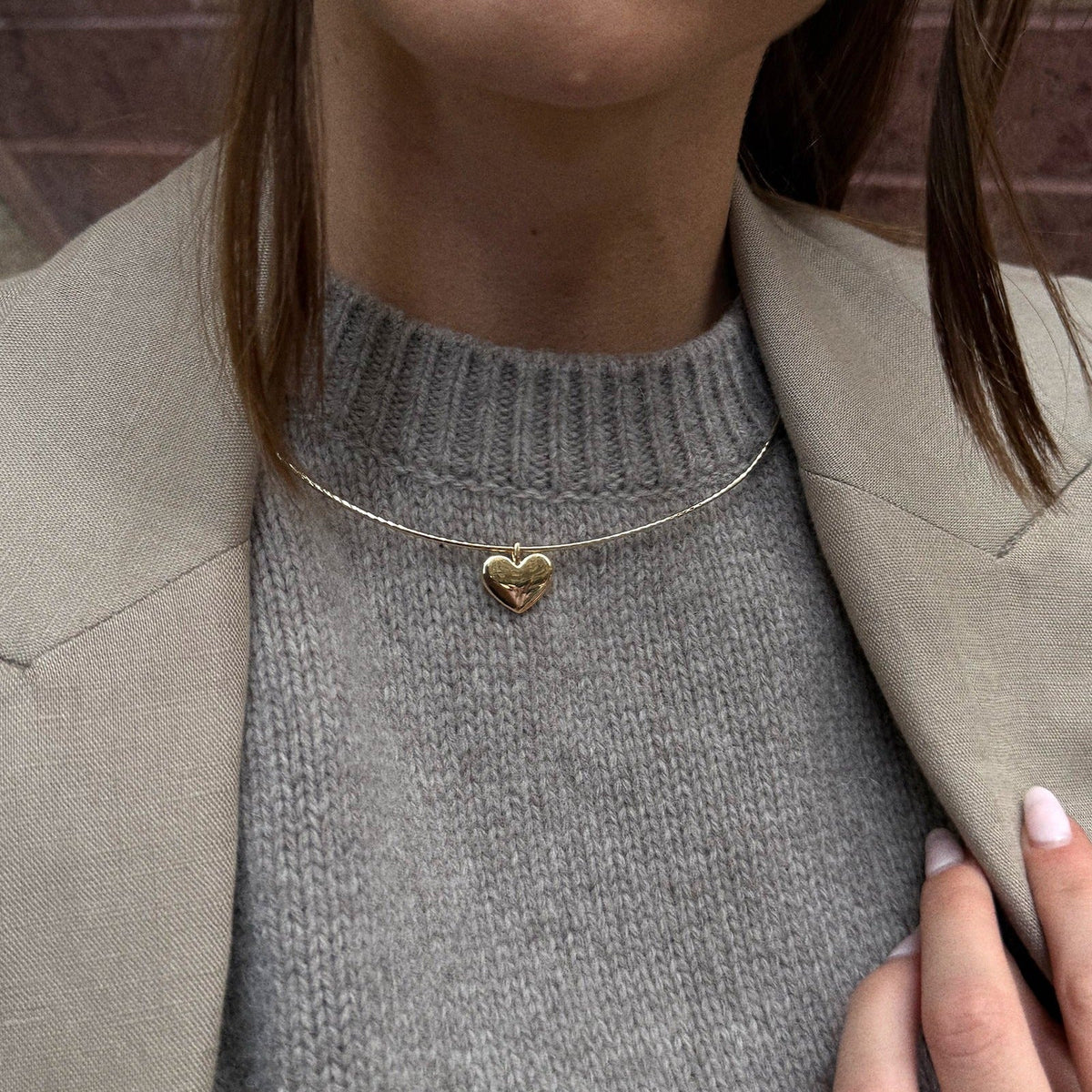 Lavisa - Heart Collar Necklace for Women Layered Jewelry - Detail & Styling View
