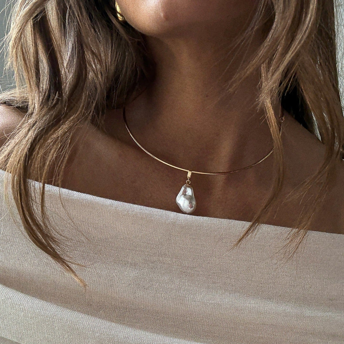 Lavisa - Faux Pearl Collar Necklace - Detail & Styling View