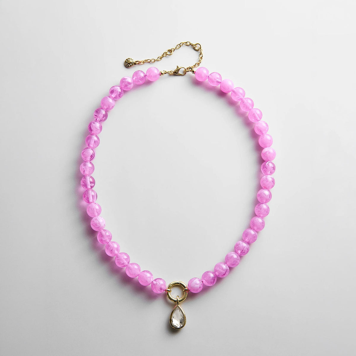 Lavisa beaded ring necklace with glossy beads and crystal charm