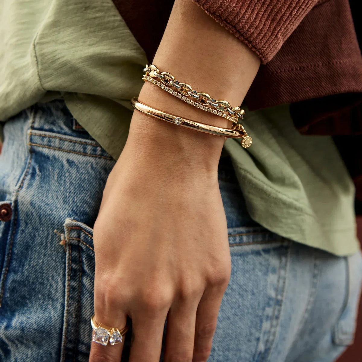 Lavisa - Mixed Metal Mariner Chain Bracelet - Detail & Styling View