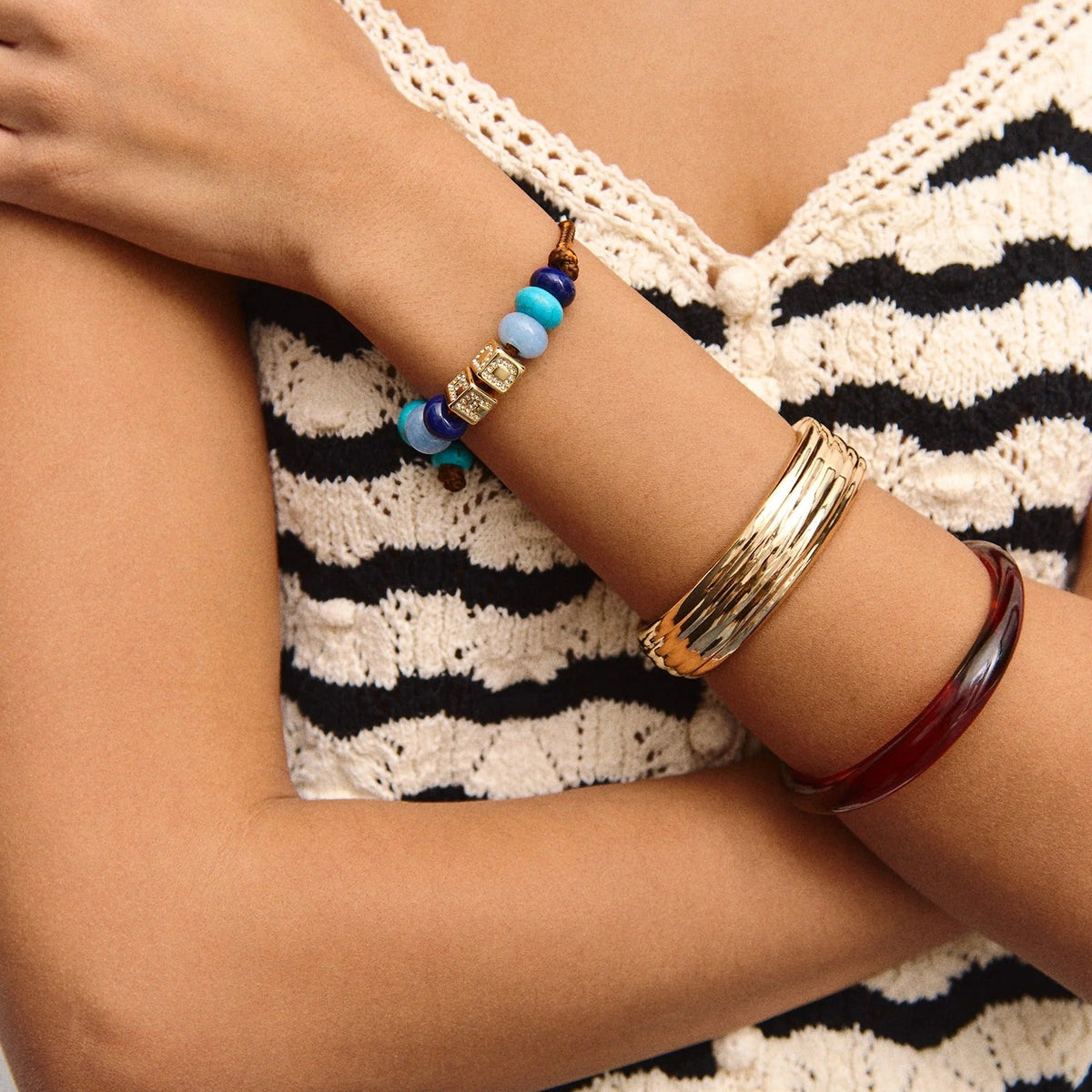 Lavisa - Semi-Precious Paracord Initial Bracelet - Detail & Styling View