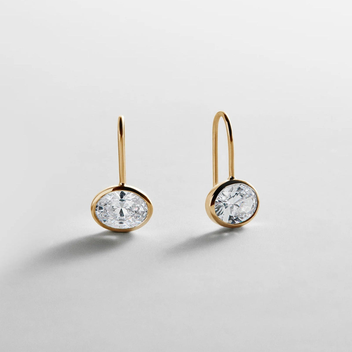 Lavisa - Moissanite Bezel Drop Earrings - On-Model & Scale View