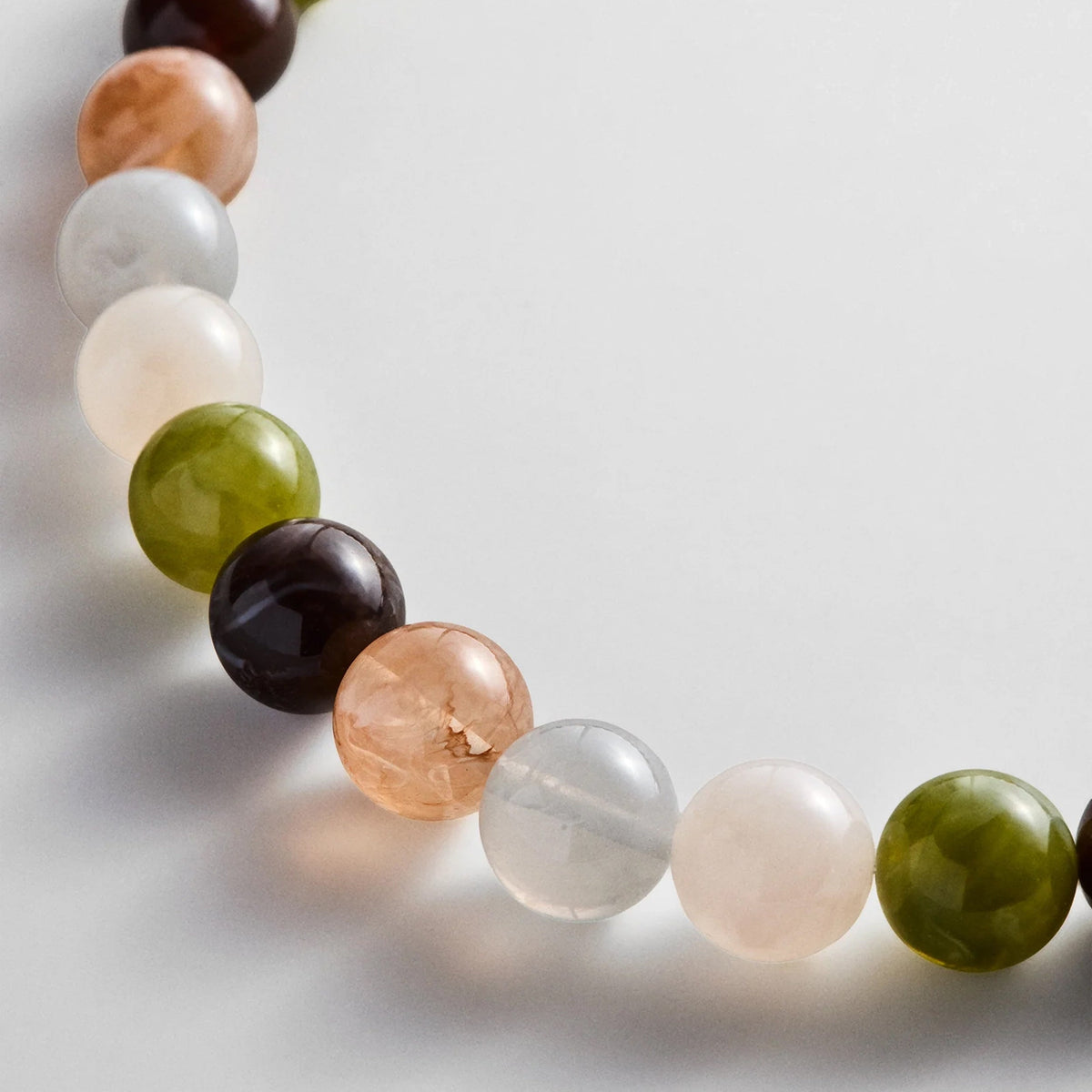 Lavisa - Lightweight Earth Tone Beaded Necklace - On-Model & Scale View