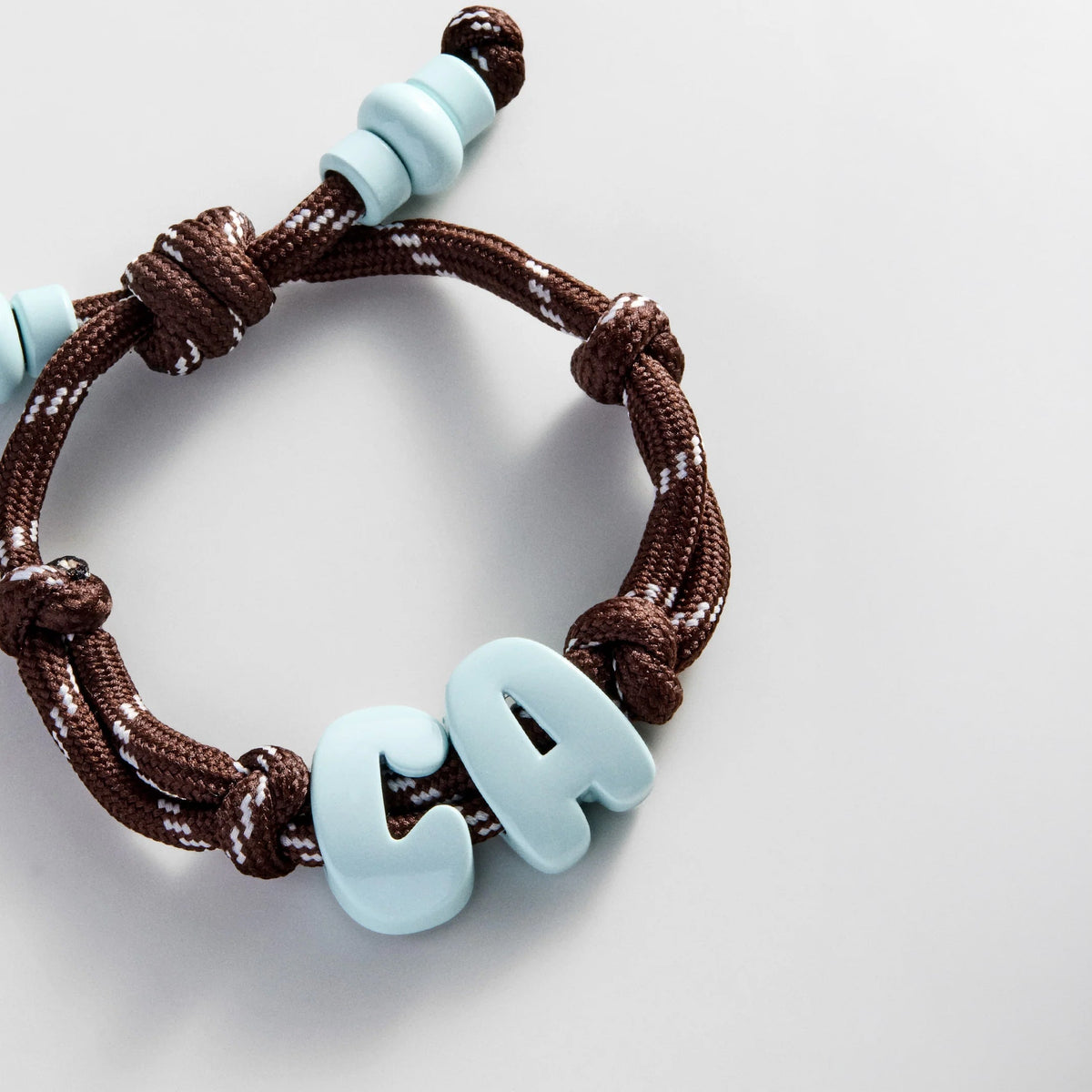 Lavisa - Custom Enamel Initial Bracelet - Personalized Bubble Letter - Texture & Setting View