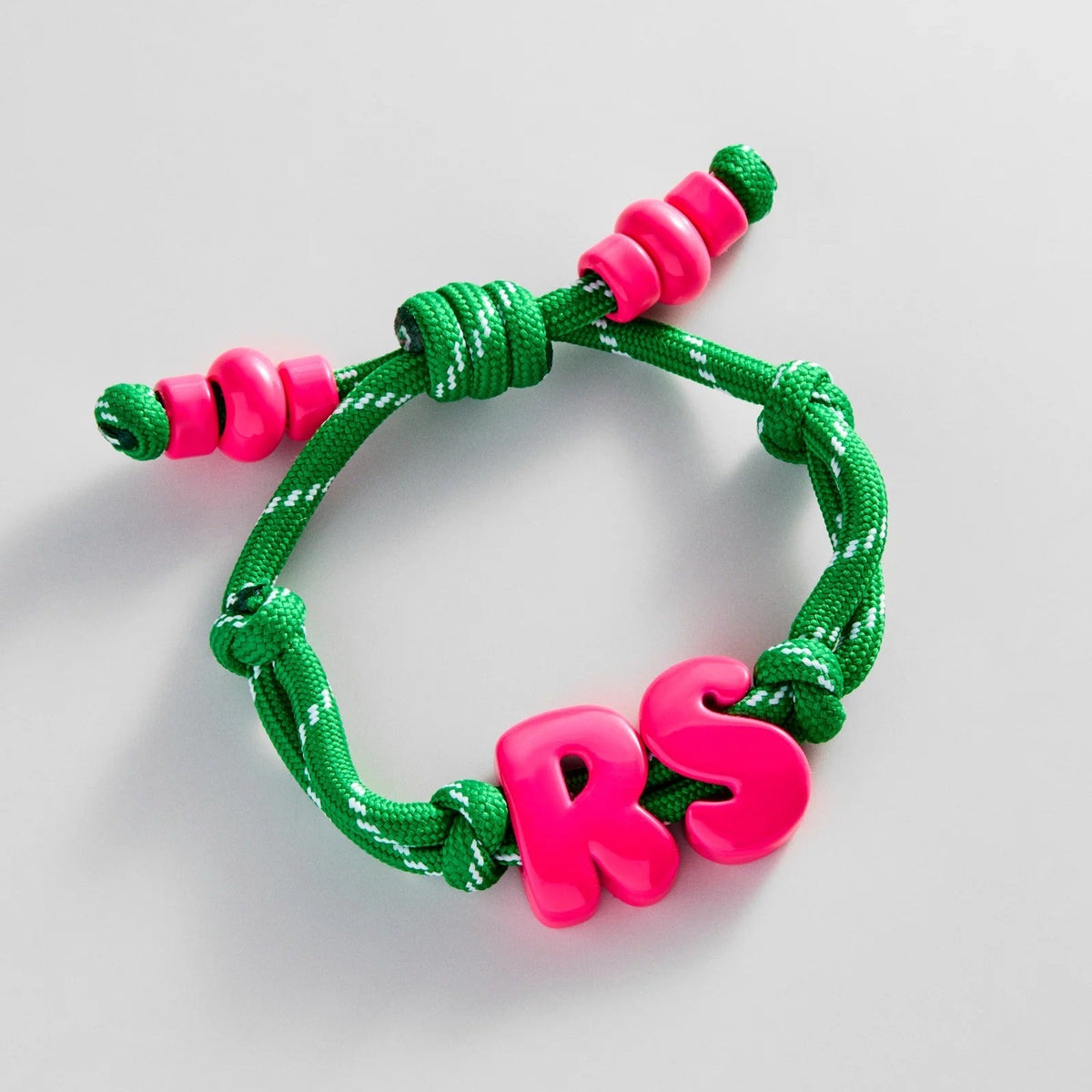 Lavisa - Custom Initial Enamel Bubble Bracelet Personalized Jewelry - Clasp & Finish View