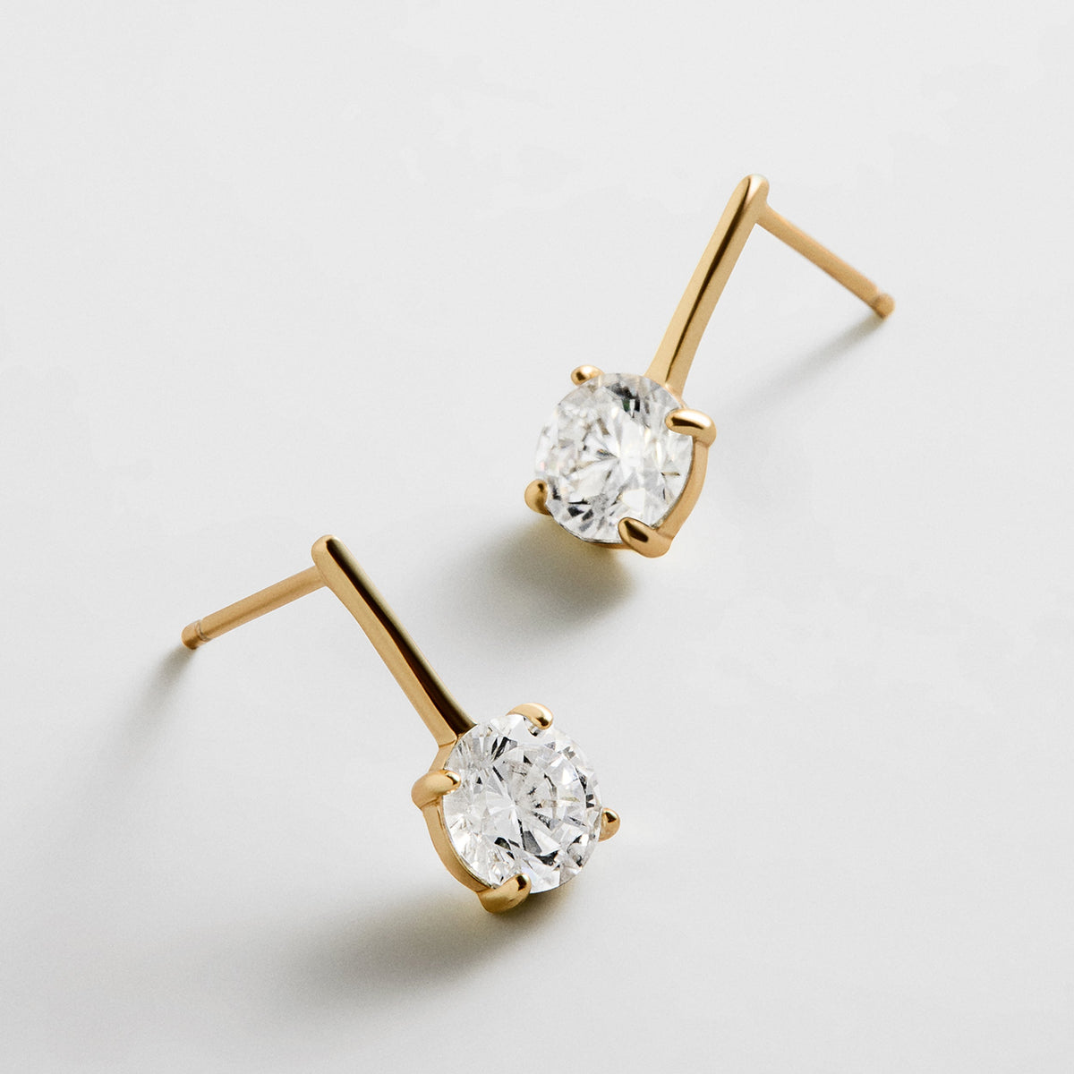 Lavisa - Cubic Zirconia Drop Earrings - Texture & Setting View