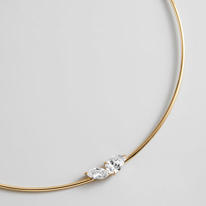 Lavisa - Crystal Collar Necklace - On-Model & Scale View