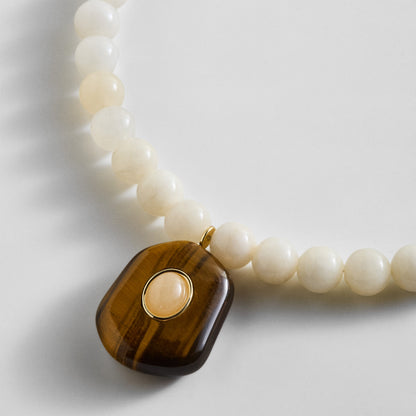 Lavisa - Ivory Beaded Pendant Layering Necklace - On-Model & Scale View