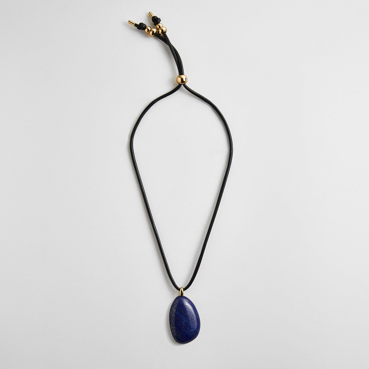 Lavisa - Semi-Precious Pendant Necklace for Women - Clasp & Finish View