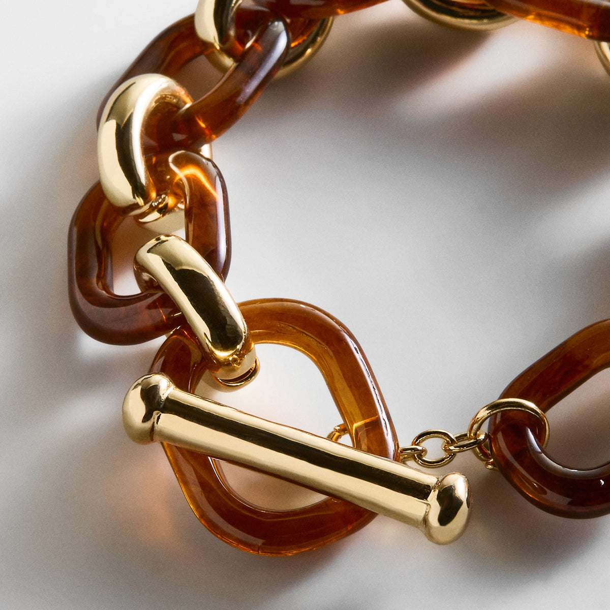 Lavisa - Trinity Chain Link Statement Bracelet - On-Model & Scale View
