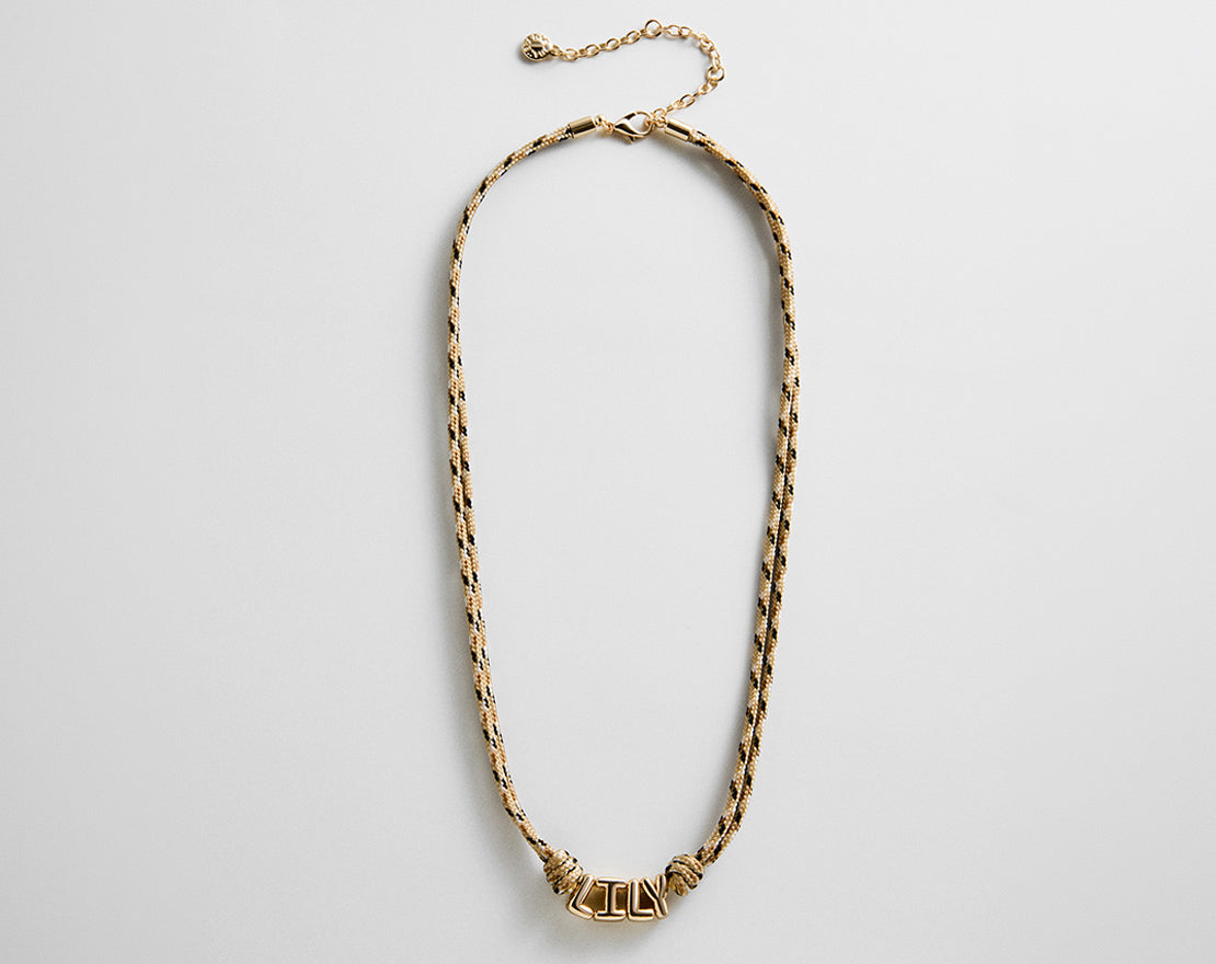 Lavisa - Custom Bubble Letter Paracord Necklace - Clasp & Finish View