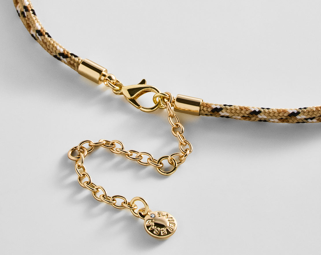 Lavisa - Custom Bubble Letter Paracord Necklace - Side Profile View
