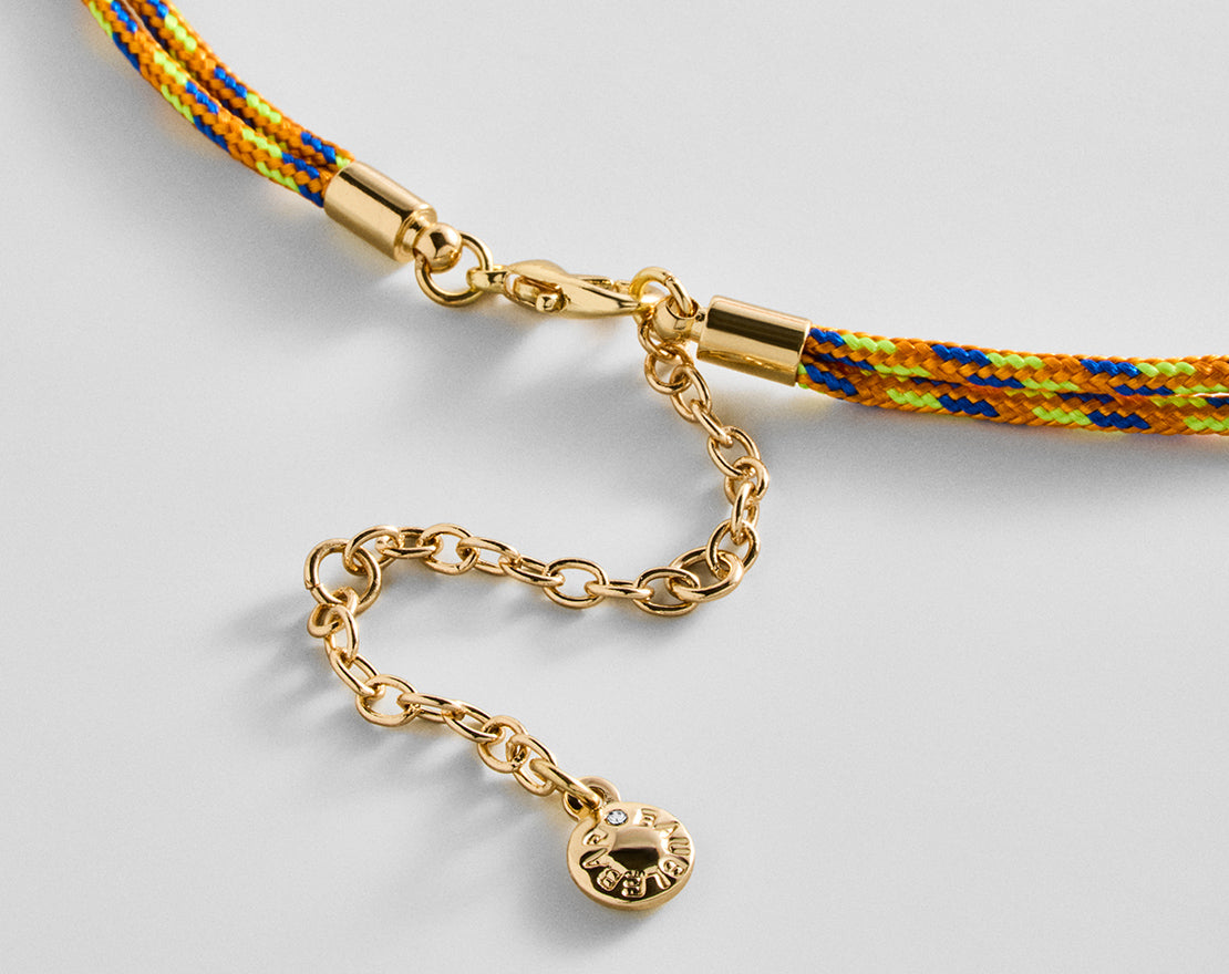 Lavisa - Custom Bubble Letter Paracord Necklace - Side Profile View