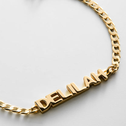 Lavisa - Custom Name Curb Chain Bracelet - Product Gallery View 7