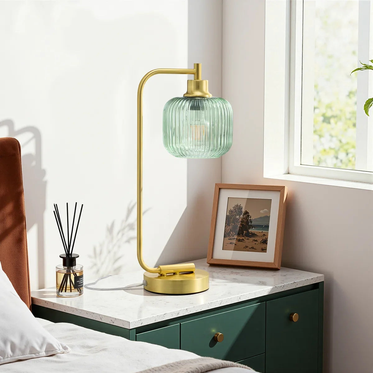 Lavisa - Dimmable Glass Table Lamp with Touch Control and USB Charging Ports