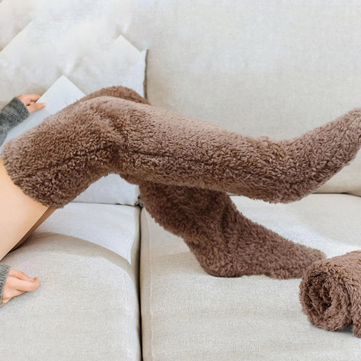 Lavisa - Over the Knee Fuzzy Thigh High Socks