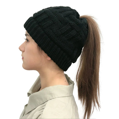 Lavisa - Women’s Cable Knit Ponytail Beanie Hat