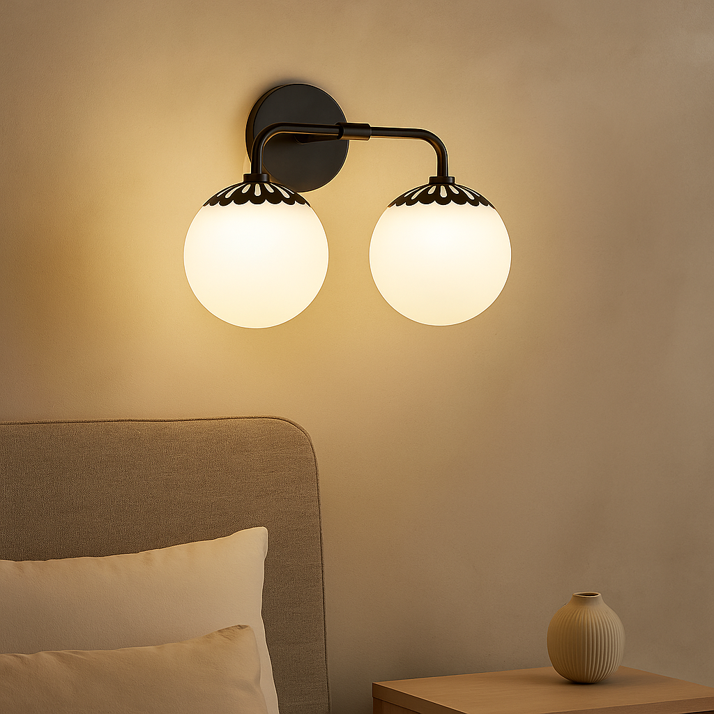 Lavisa - Modern Globe LED Wall Light