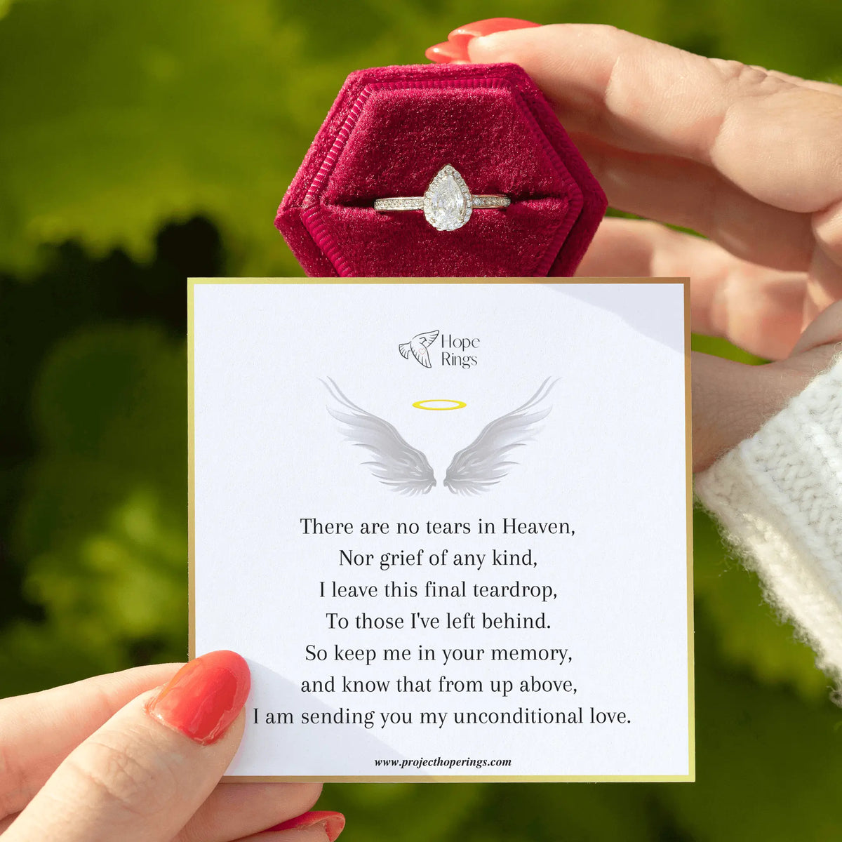 Lavisa - Teardrop From Heaven Urn Ring