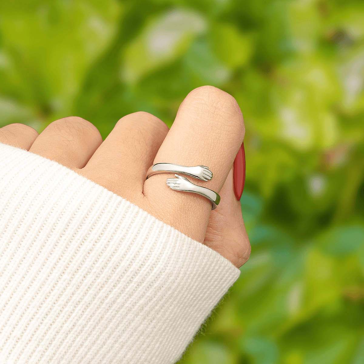 Lavisa - The Hug Ring