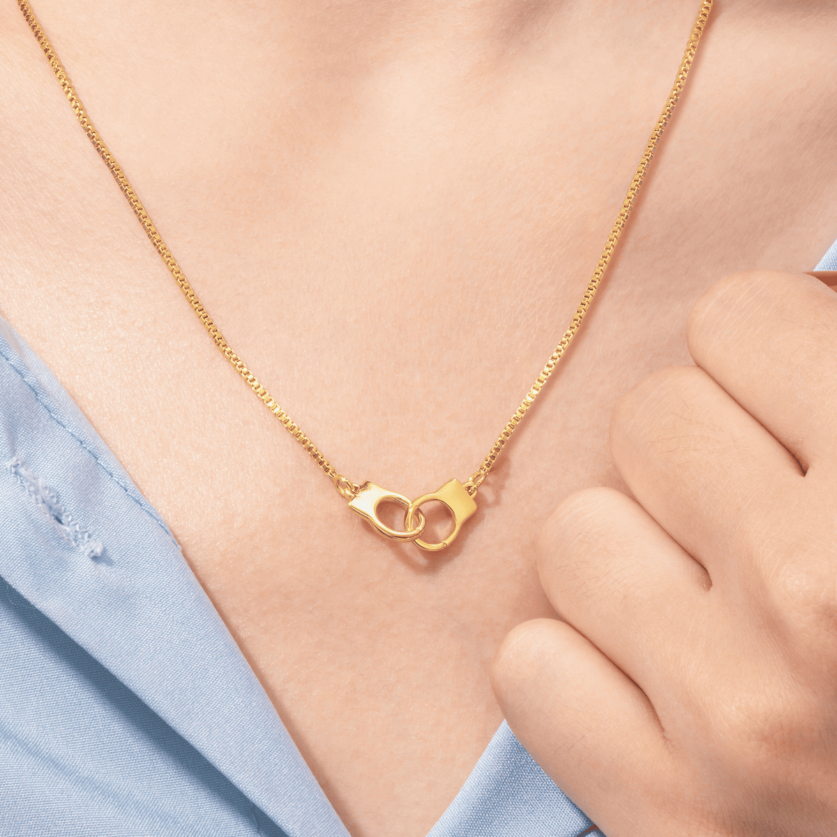 Lavisa - Symbolic Handcuff Pendant Necklace