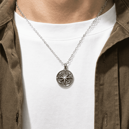 Lavisa - Compass Necklace For Graduate