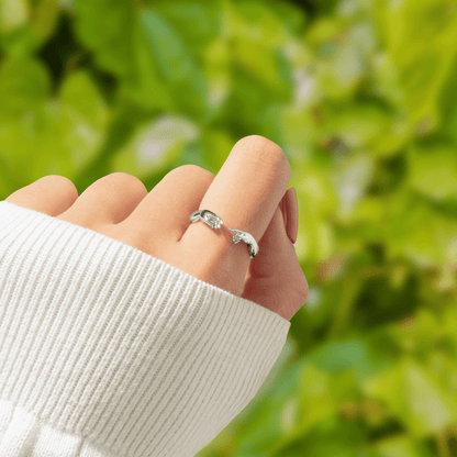 Lavisa - Touch Of God Ring