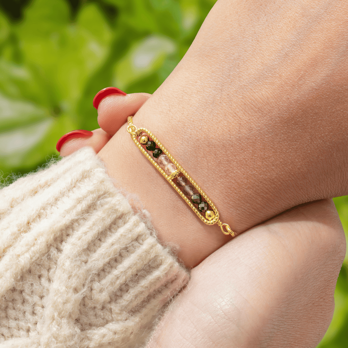 Lavisa - Adjustable Protection Crystal Bracelet