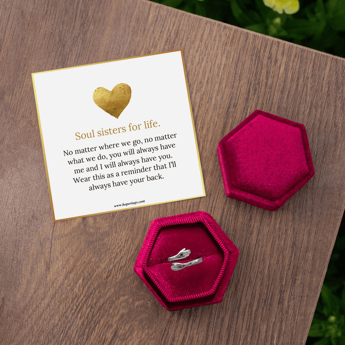 Lavisa - Soul Sisters Hug Ring