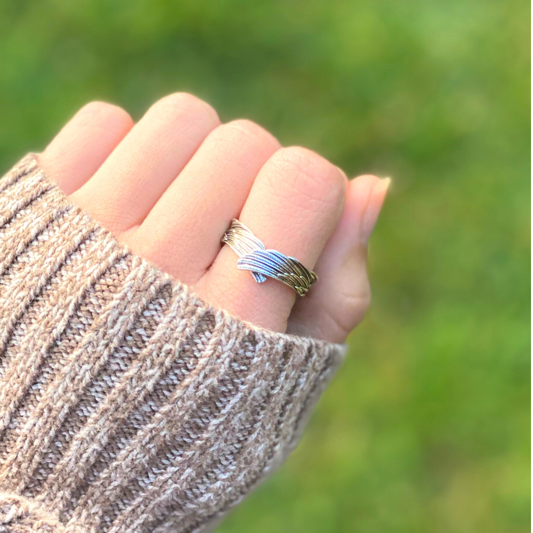 Lavisa - Pure Silver Guardian Angel Ring