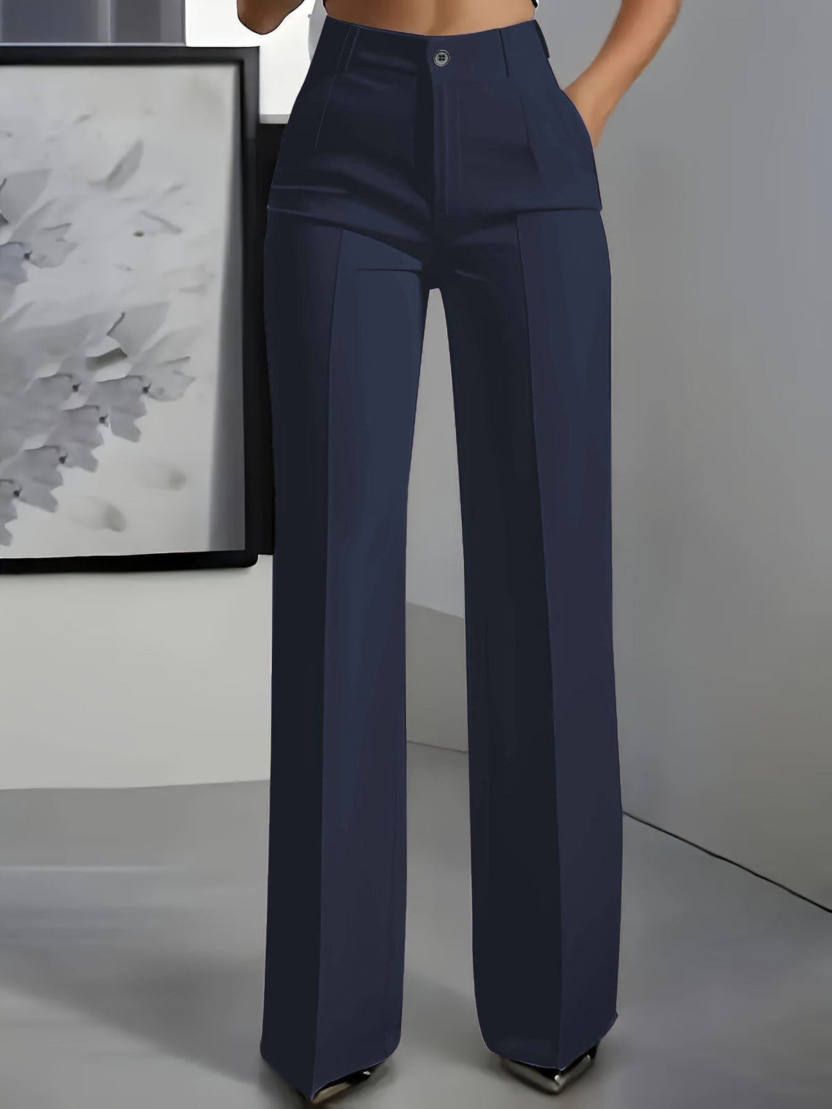 Lavisa - High-Waisted Pleated Pants