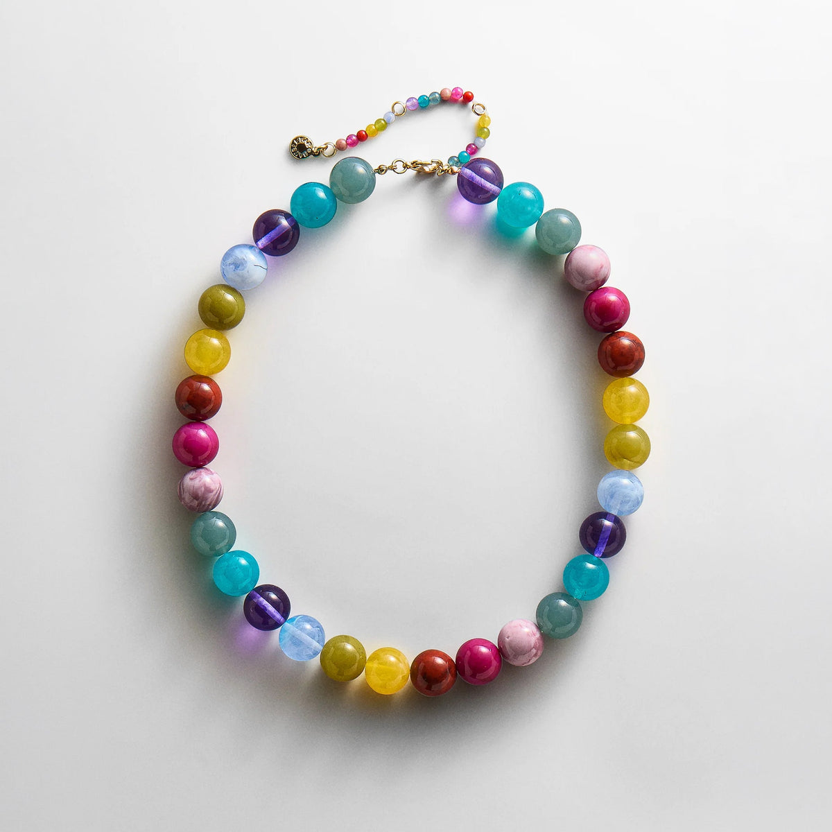 Lavisa multicolored resin beaded necklace with glossy 14mm beads