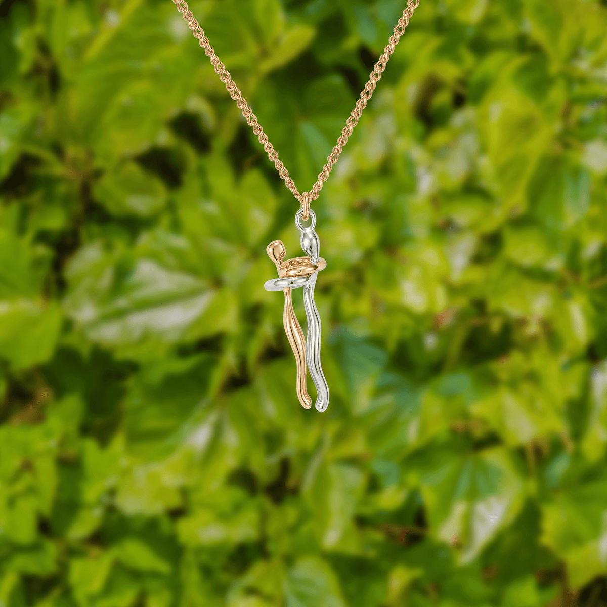 Lavisa - Granddaughter Hug Necklace Sentimental Gift
