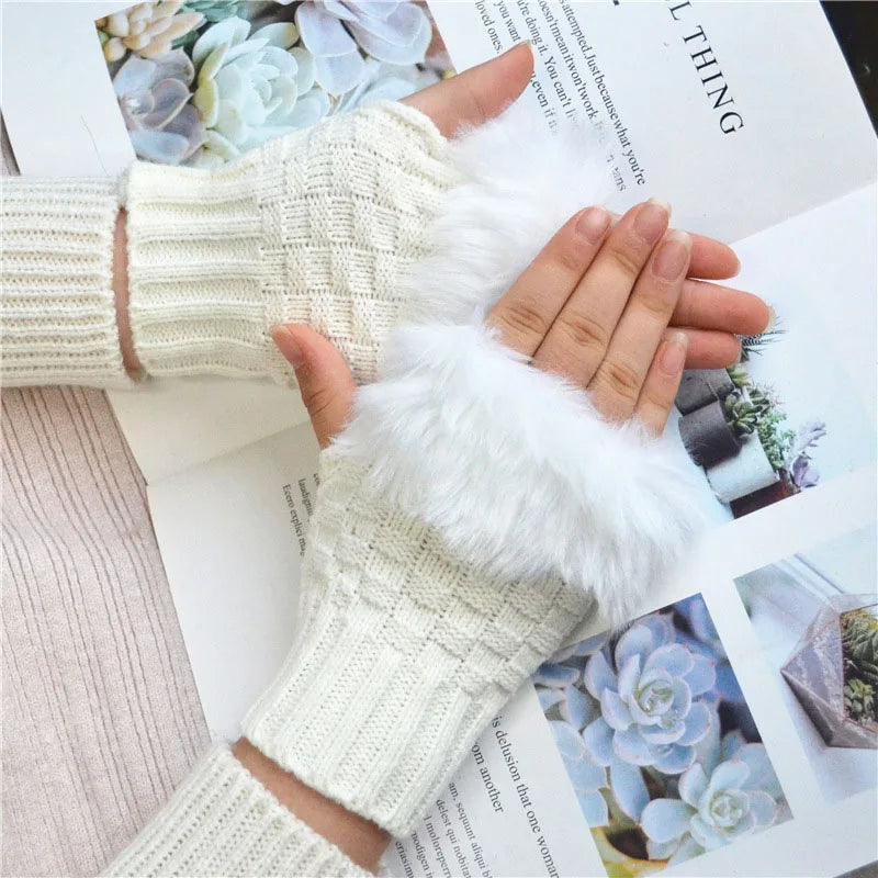 Lavisa - Faux Fur Fingerless Winter Gloves